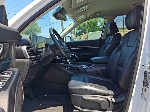 Certified 2024 Kia Telluride LX AWD/4WD image 14