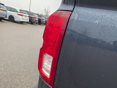 Used 2018 Chevrolet Silverado 1500 LTZ Z71 w/ Centennial Edition image 17