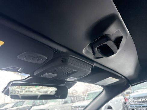 Used 2025 Ford Mustang Premium image 38