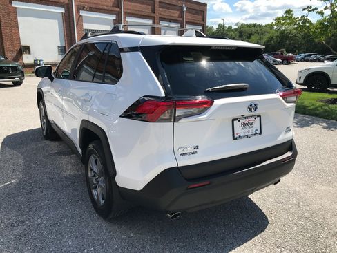 Certified 2023 Toyota RAV4 XLE AWD/4WD image 5