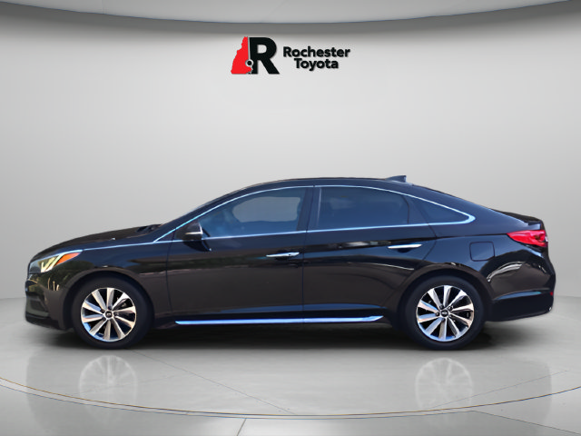 Used 2017 Hyundai Sonata Sport w/ Value Edition Package 02 FWD image 4