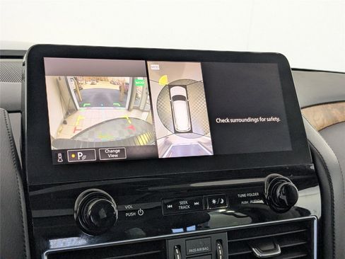 Used 2022 Nissan Armada SL image 18