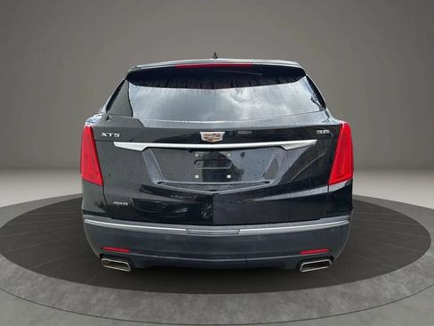 Used 2018 Cadillac XT5 Luxury w/ Driver Awareness Package AWD/4WD image 6