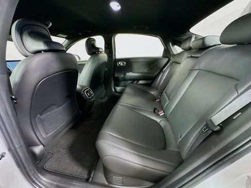 Used 2024 Hyundai Ioniq 6 SEL image 27