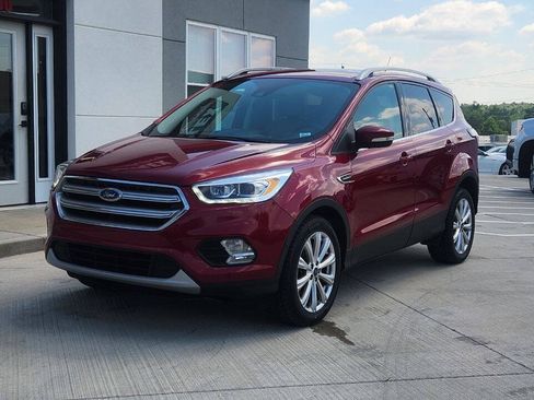 Used 2017 Ford Escape Titanium w/ Equipment Group 301A AWD/4WD image 24