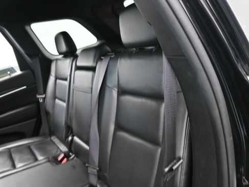Used 2021 Jeep Grand Cherokee Limited RWD image 31