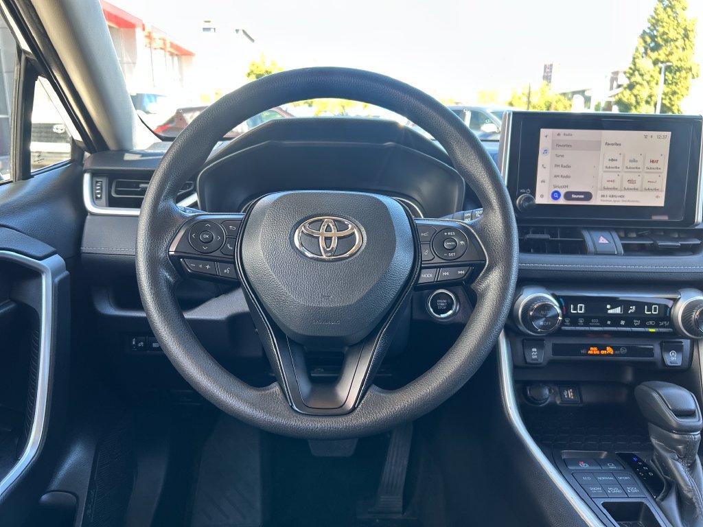 Certified 2025 Toyota RAV4 XLE AWD/4WD image 14