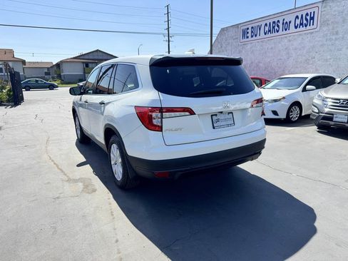 Used 2019 Honda Pilot LX image 2