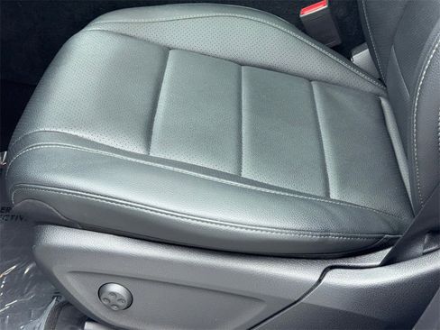 Used 2022 Mercedes-Benz GLE 350 w/ AMG Line Exterior image 40