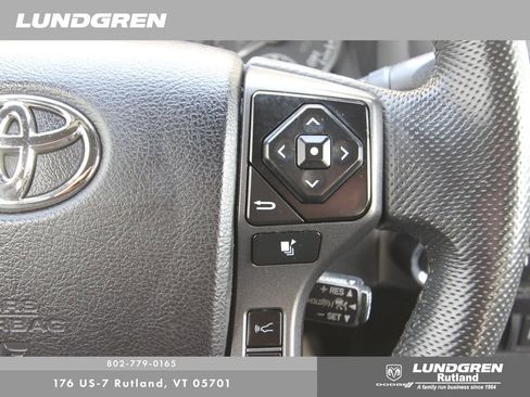 Used 2021 Toyota Tacoma TRD Off-Road image 16