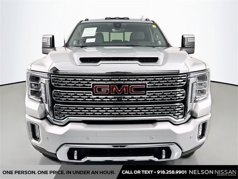 Used 2020 GMC Sierra 3500 Denali w/ Denali Ultimate Package image 2