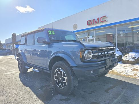 Used 2023 Ford Bronco Outer Banks image 1