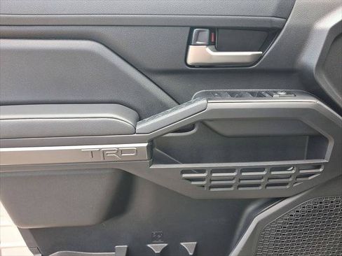 Certified 2024 Toyota Tacoma TRD Sport AWD/4WD image 11