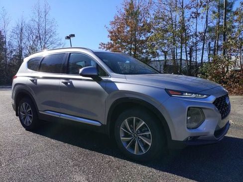 Used 2020 Hyundai Santa Fe SEL w/ Convenience Package FWD image 2