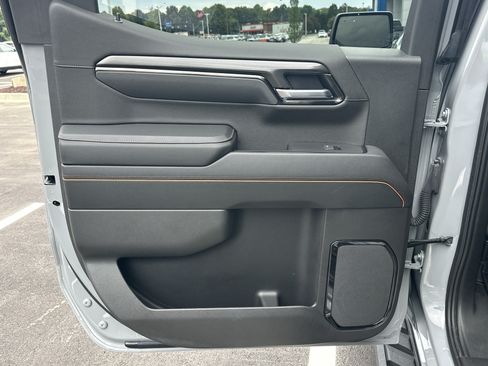 Used 2025 GMC Sierra 1500 AT4 w/ AT4 Premium Package AWD/4WD image 22