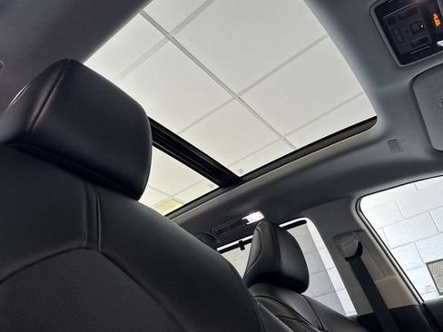 Certified 2025 Toyota Grand Highlander FWD image 23