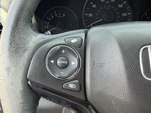 Used 2017 Honda HR-V EX-L image 17