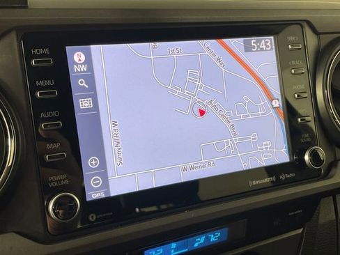 Used 2022 Toyota Tacoma TRD Off-Road w/ Technology Package AWD/4WD image 8