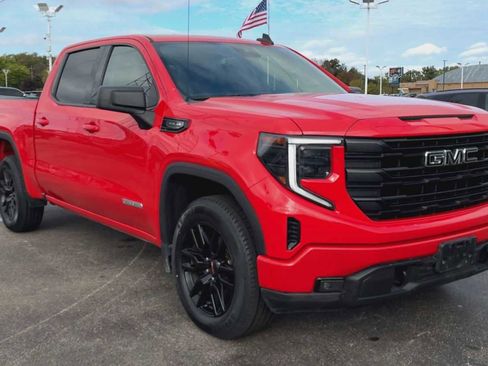 Certified 2022 GMC Sierra 1500 Elevation w/ LPO, Elevation Black Package image 8