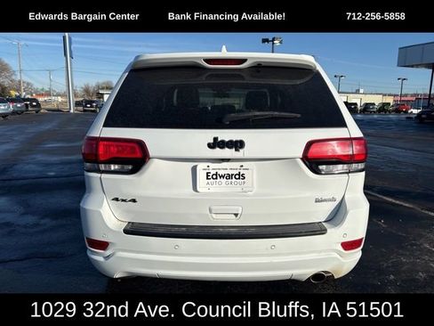 Used 2021 Jeep Grand Cherokee Laredo X image 7