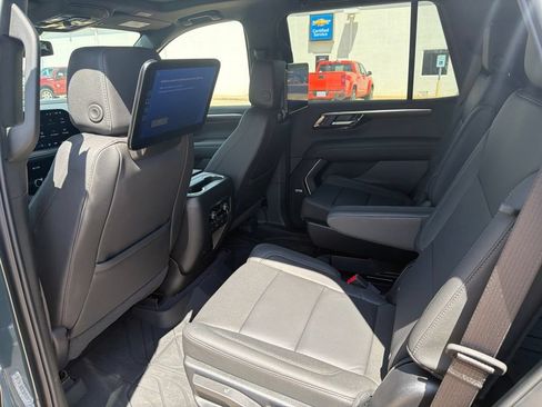 Used 2026 Chevrolet Tahoe Z71 w/ Z71 Off-Road Package AWD/4WD image 10