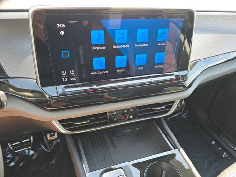 New 2025 Volkswagen Atlas Peak Edition SE AWD/4WD image 15