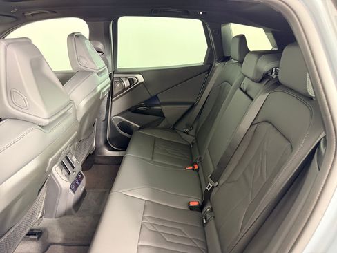 New 2026 BMW X3 xDrive30i w/ Premium Package AWD/4WD image 24