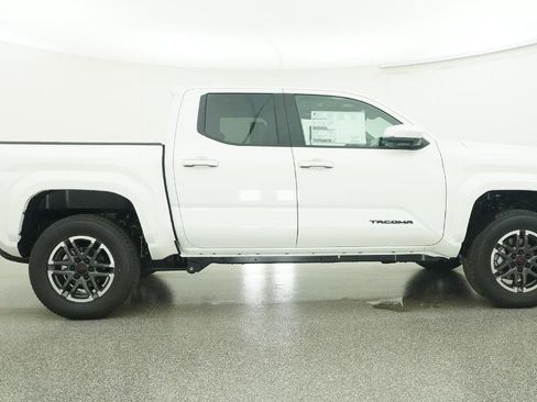 New 2026 Toyota Tacoma TRD Sport image 34