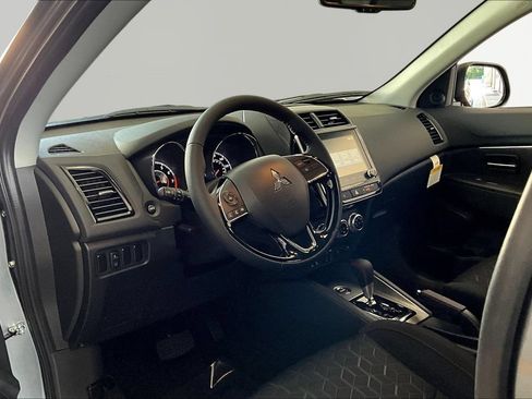 New 2026 Mitsubishi Outlander Sport LE AWD/4WD image 7