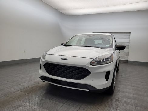 Used 2020 Ford Escape S image 15