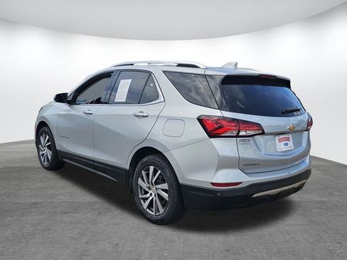 Used 2022 Chevrolet Equinox Premier image 6
