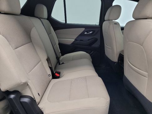 Used 2023 Chevrolet Traverse LT AWD/4WD image 19
