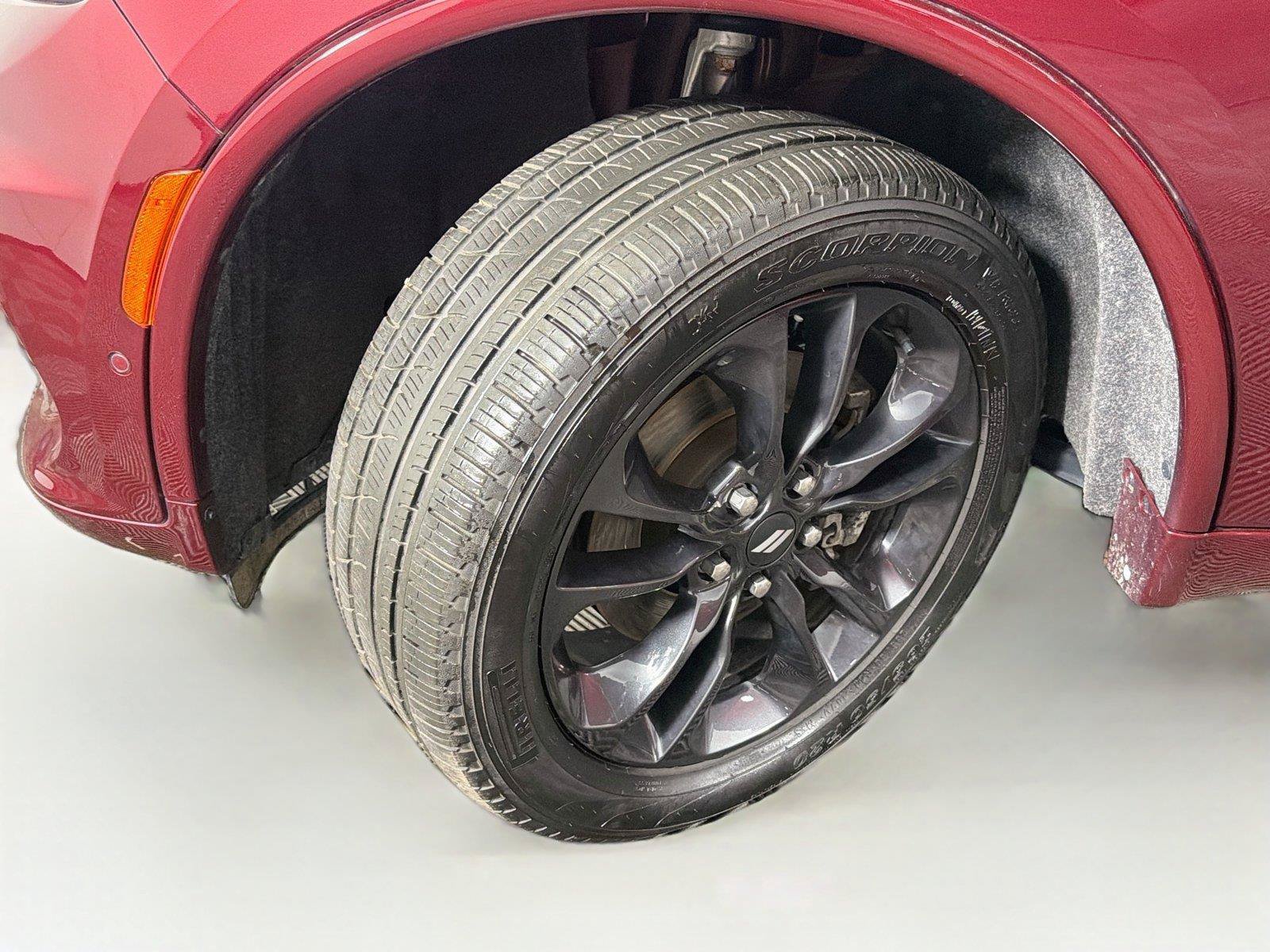 Used 2025 Dodge Durango GT AWD/4WD image 38