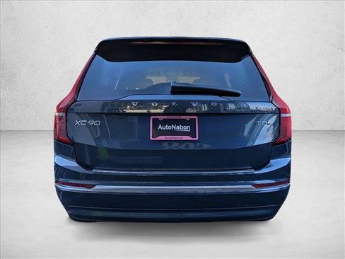 New 2026 Volvo XC90 T8 Plus w/ Protection Package Premier AWD/4WD image 9