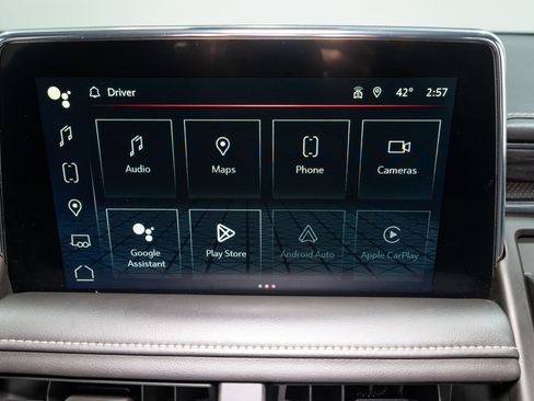 Used 2023 GMC Yukon SLT image 17