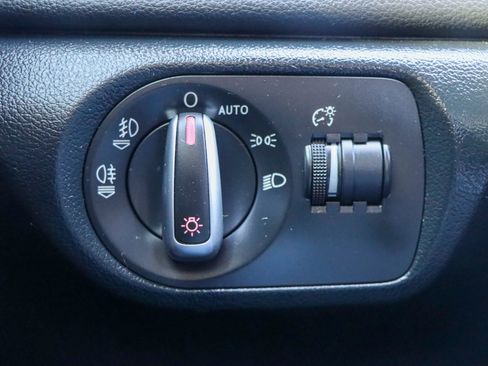 Used 2015 Audi Q3 2.0T Premium Plus image 31