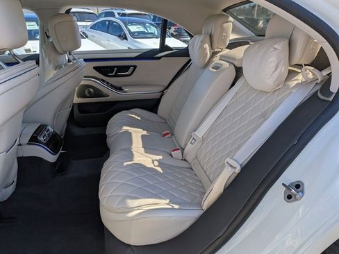 Used 2023 Mercedes-Benz S 580 4MATIC Sedan image 17