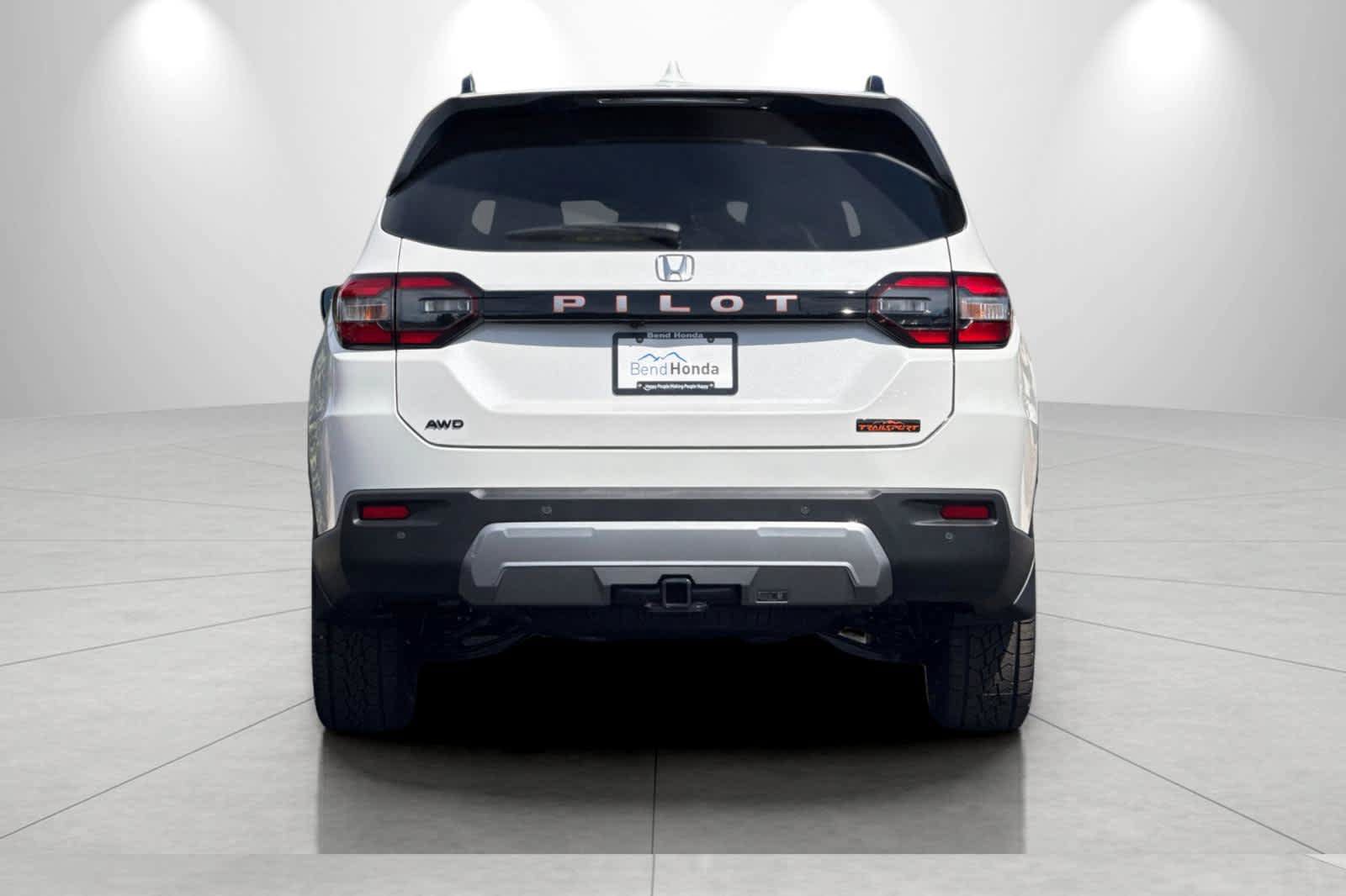New 2026 Honda Pilot TrailSport image 7