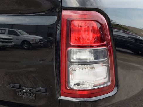 Used 2024 RAM 1500 Big Horn AWD/4WD image 19