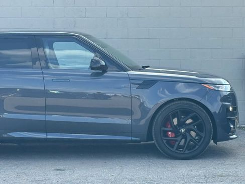 Used 2024 Land Rover Range Rover Sport Autobiography AWD/4WD image 13