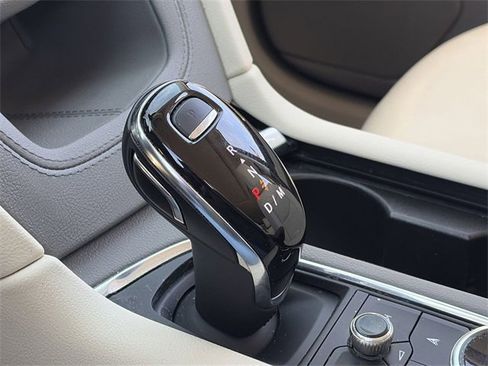 Used 2021 Cadillac XT6 Premium Luxury image 30