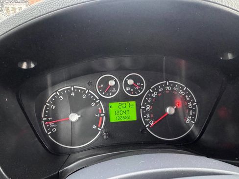 Used 2013 Ford Transit Connect XLT image 18