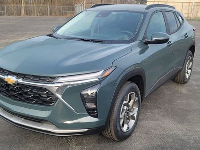 New 2026 Chevrolet Trax LT w/ Driver Confidence Package