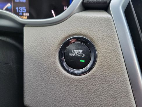 Used 2014 Cadillac SRX Luxury image 13