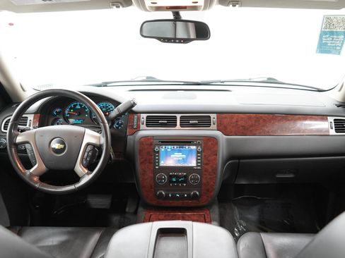 Used 2011 Chevrolet Suburban LTZ AWD/4WD image 14