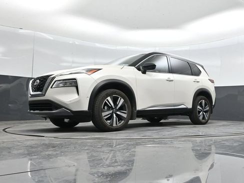 Used 2023 Nissan Rogue SL w/ SL Premium Package FWD image 54