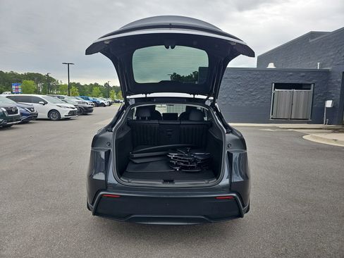 Used 2026 Tesla Model Y Long Range AWD/4WD image 14
