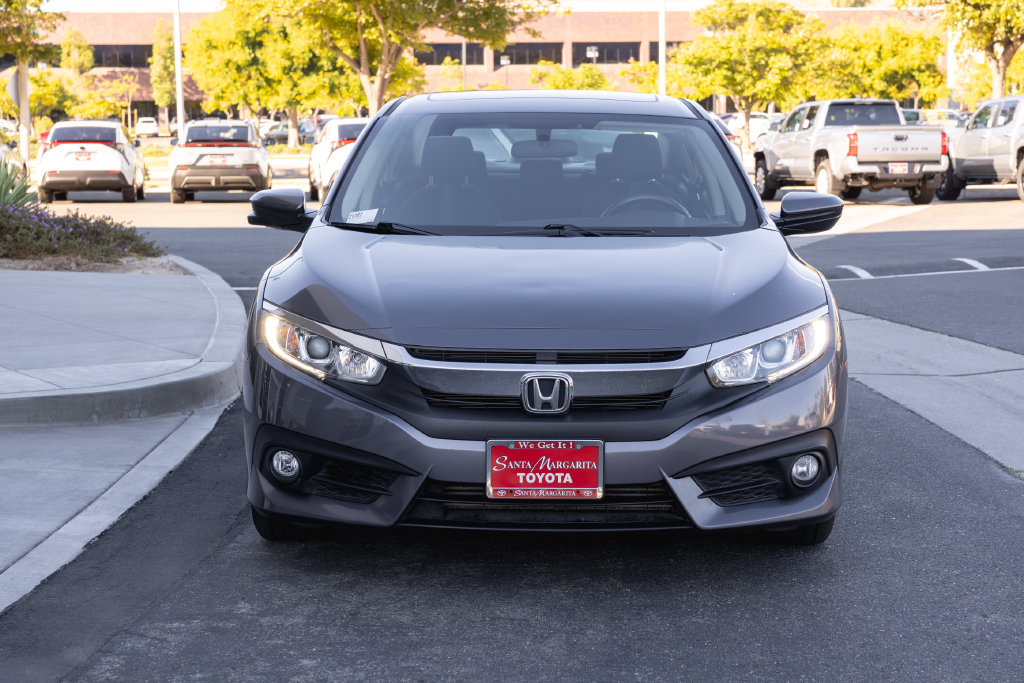 Used 2018 Honda Civic EX-T image 2