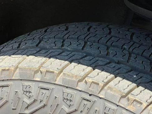 Used 2026 Chevrolet Traverse Z71 w/ LPO, Floor Liner Package AWD/4WD image 10