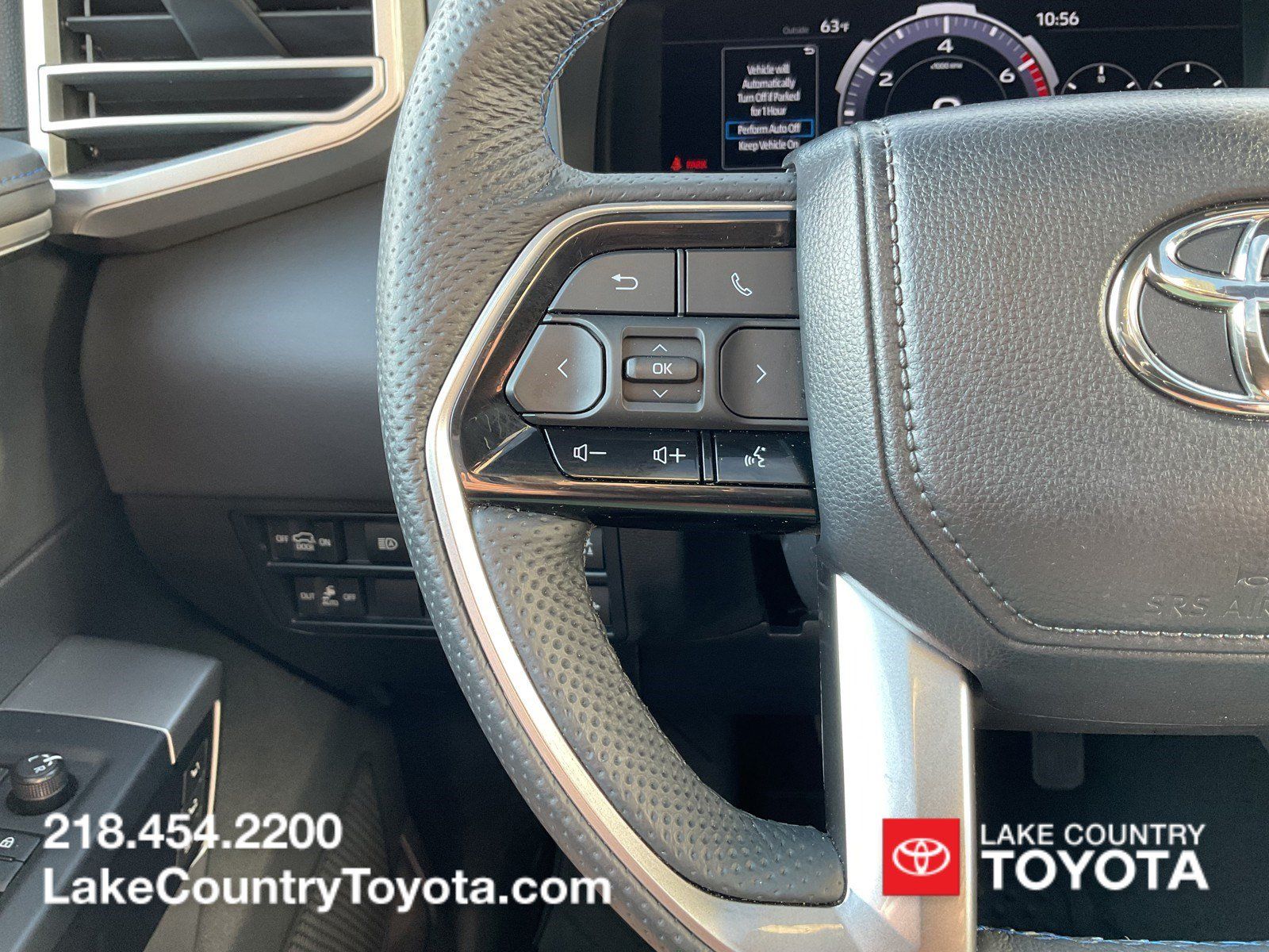 Used 2025 Toyota Sequoia Platinum AWD/4WD image 29
